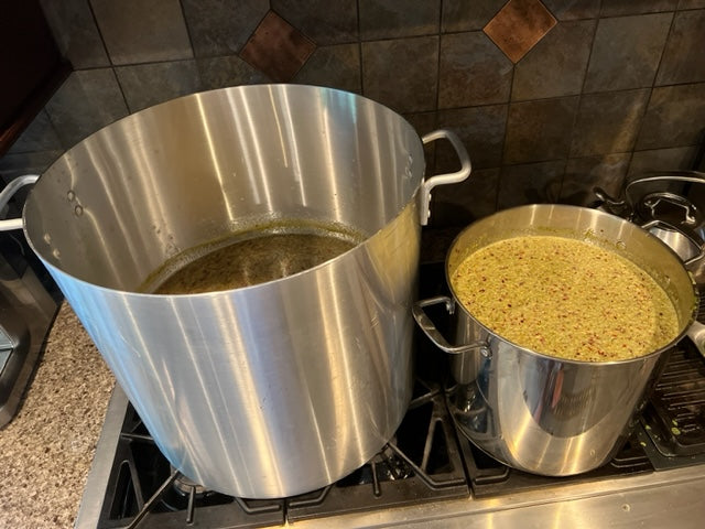 Large-Batch Pepper Jelly: Scaling, Equipment & Canning