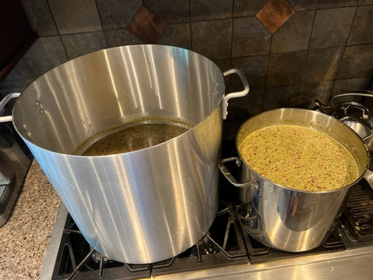 Large-Batch Pepper Jelly: Scaling, Equipment & Canning